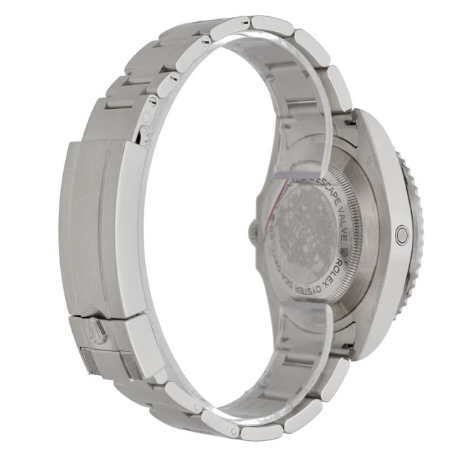 Rolex Sea-Dweller 126600 Image 4